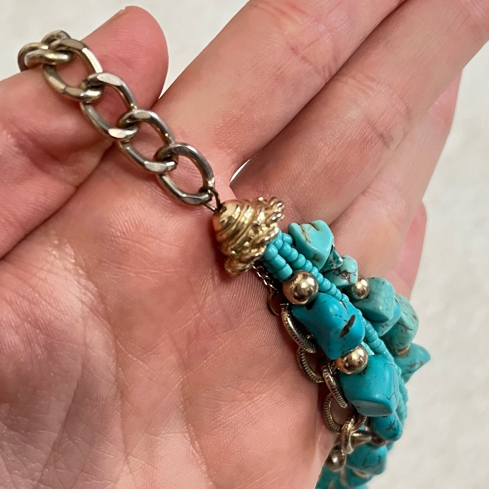 Matching turquoise layered necklace and earrings set - Picture 6 of 9